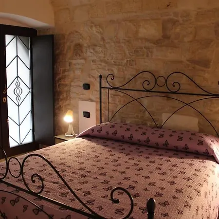 Apartmán Perotti 23 *