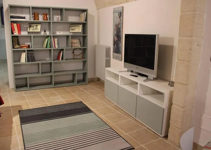 Perotti 23 Apartmán